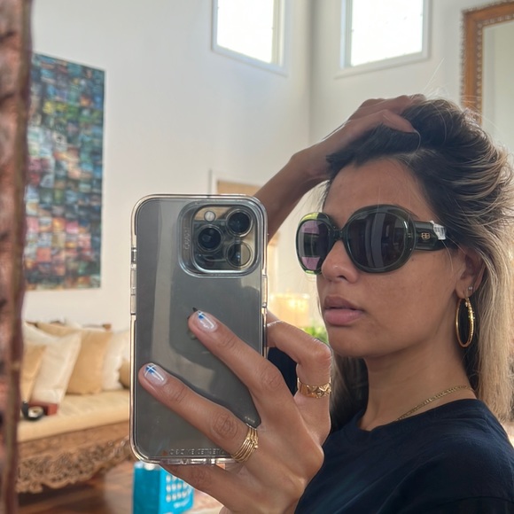 Green Retro Balenciaga Sunglasses - Picture 5 of 5